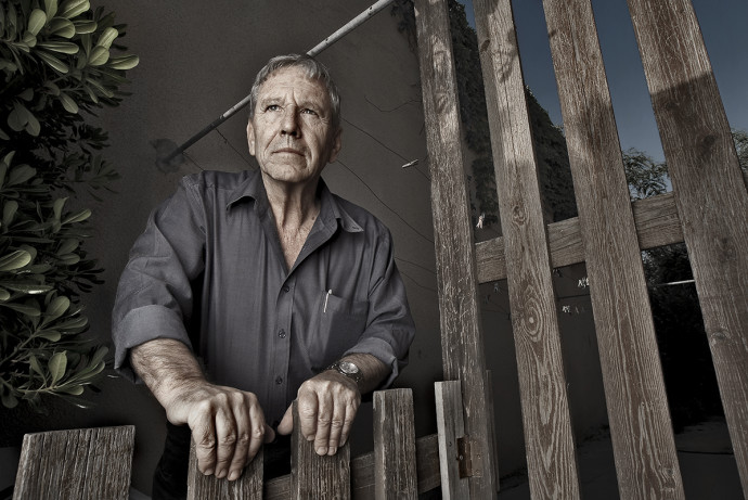 Amos Oz