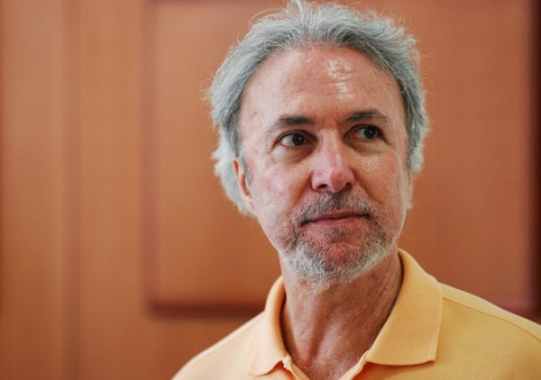 O Desdizer de Secchin e uma vida dedicada à arte da palavra