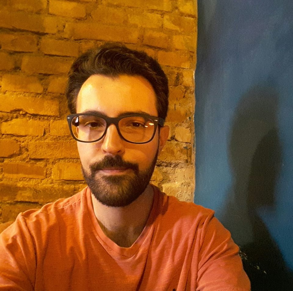 Entrevista com Leonardo Antunes, tradutor de Édipo Tirano